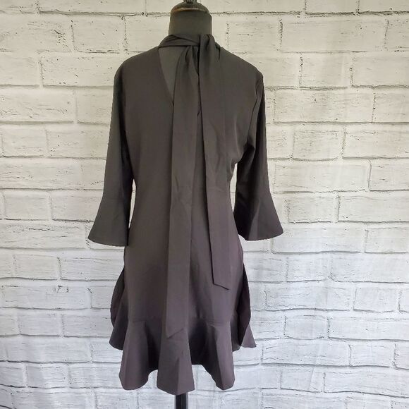 Chelsea28 ruffle sleeve black shift dress - Picture 6 of 8